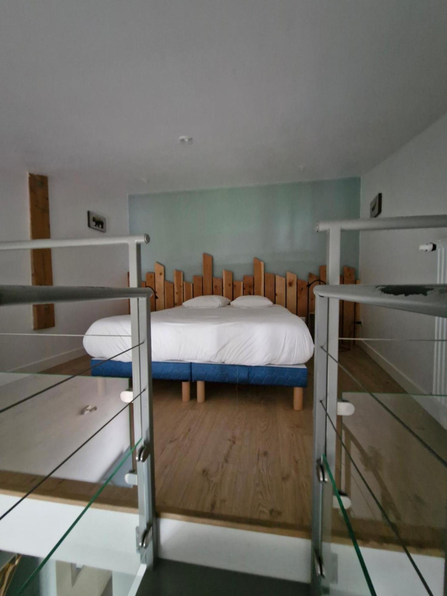 Chambres D'Hotes Du Bistrot D'Ici Saint-Saturnin  Luaran gambar